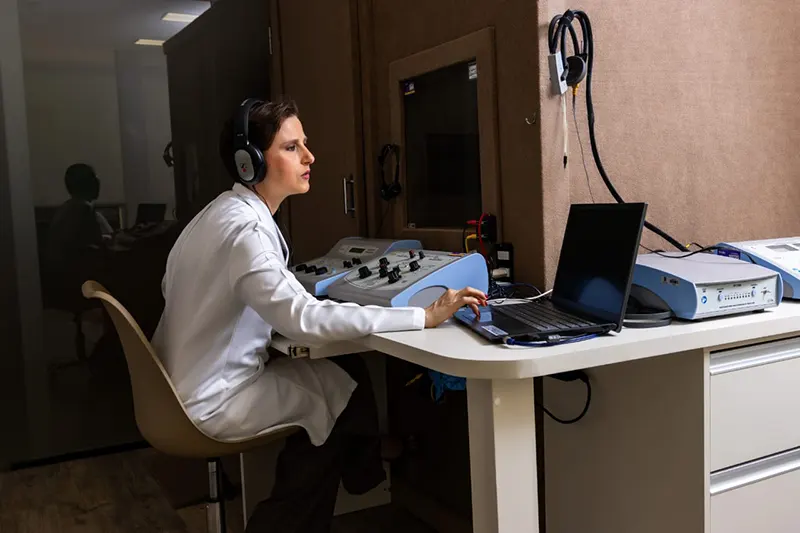 Exame de Processamento Auditivo Central (PAC)